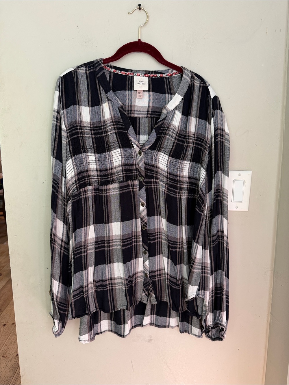 Knox Rose Black and White Plaid Button-Front Blouse